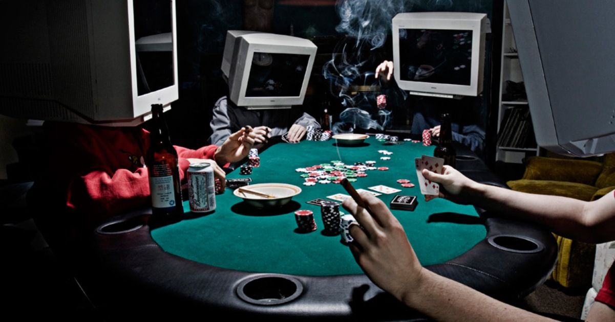 How does the casino make money on poker